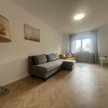 Monteur Und Familienapt 4 Zi Pfargasse 16 * Offenbach am Main